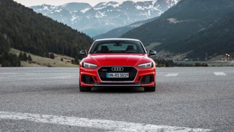 Версия Carbon Edition для Audi RS4 и RS5 Версия Carbon Edition для Audi RS4 и RS5