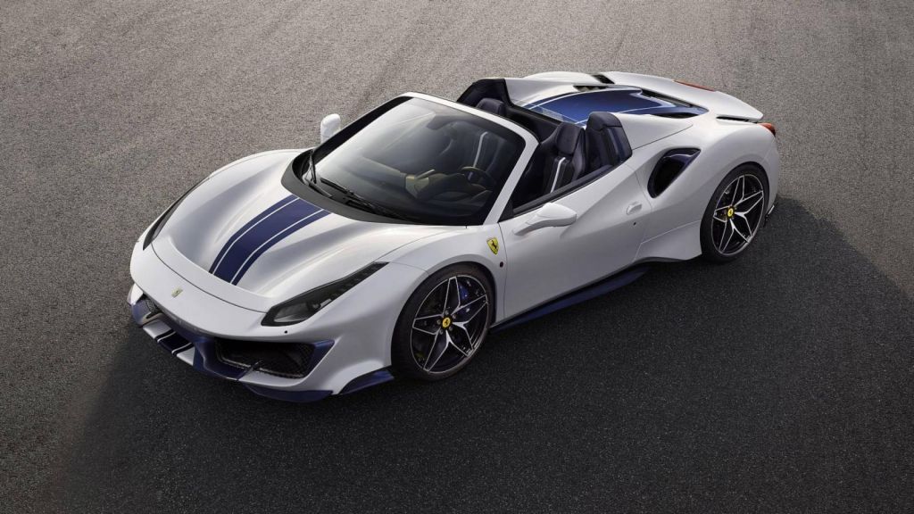 Хардкорный суперкар Феррари 488 GTB назовут Pista Хардкорный суперкар Феррари 488 GTB назовут Pista