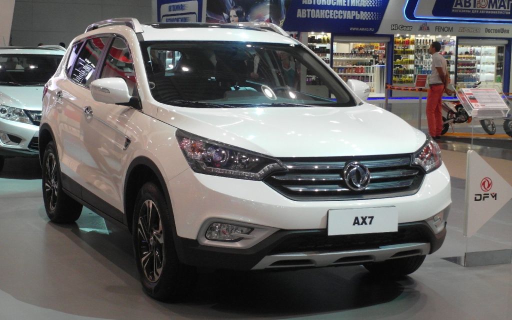 Кроссоверы DFM AX7 войдут в автомобильный парк столичного каршеринга Кроссоверы DFM AX7 войдут в автомобильный парк столичного каршеринга