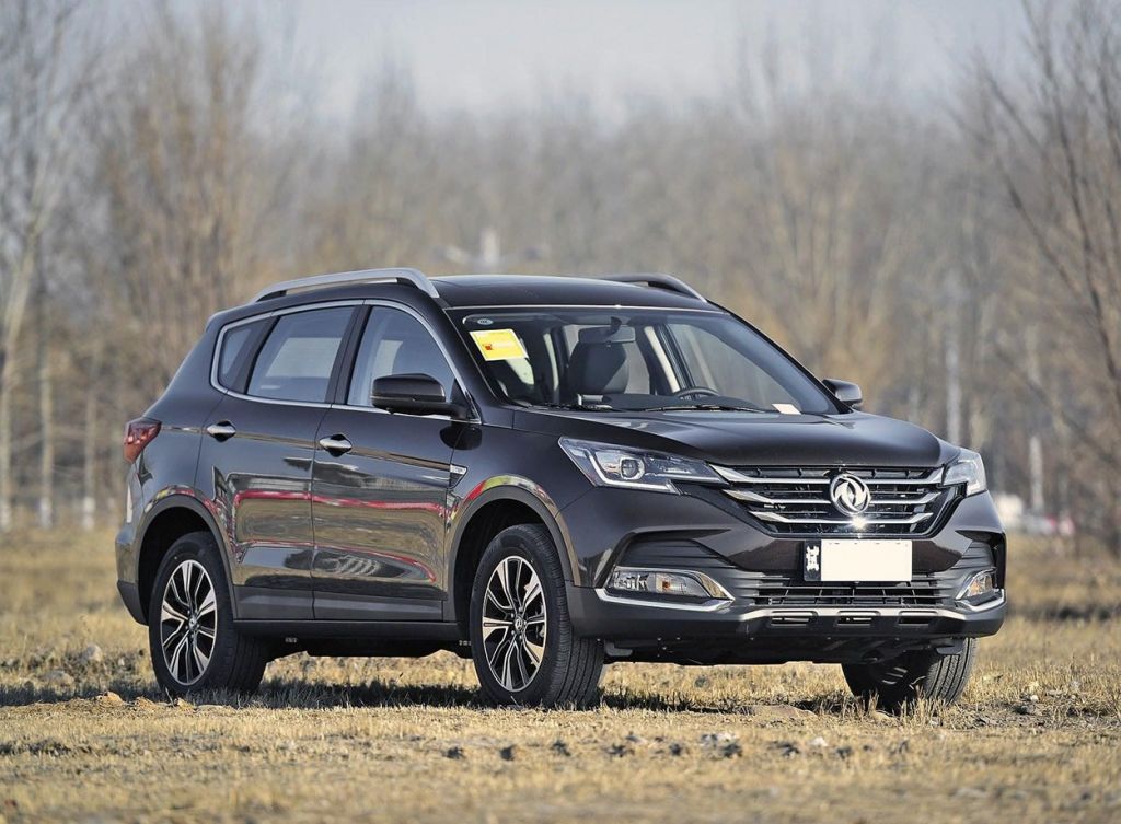 Автомобили DFM AX7 и H30 Cross доступны со скидкой Автомобили DFM AX7 и H30 Cross доступны со скидкой