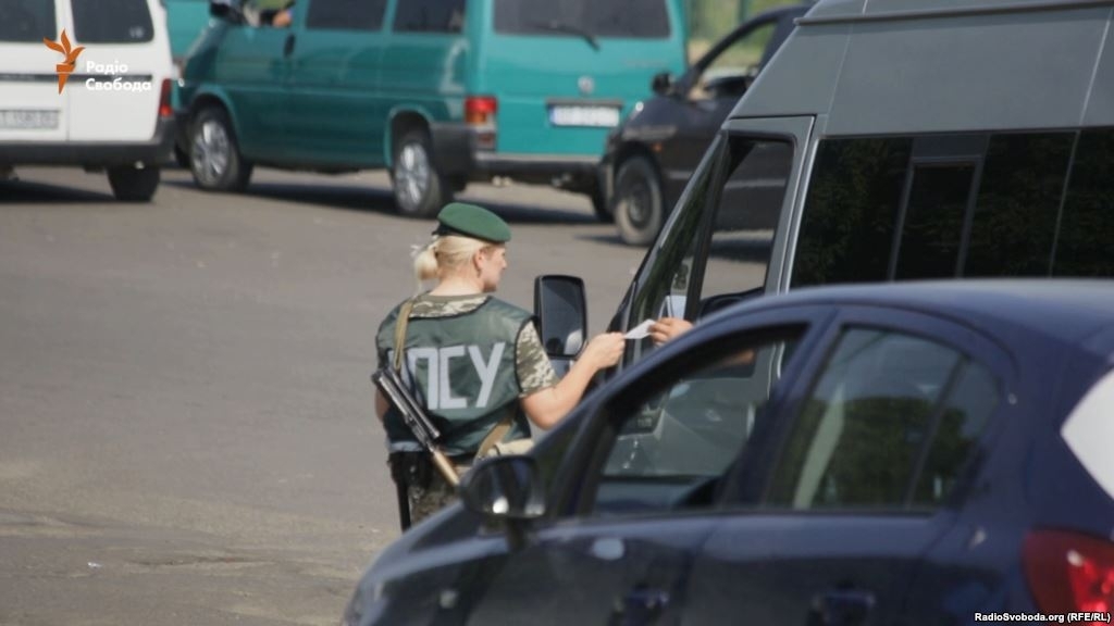 На кордоні з Польщею — черги із майже тисячі авто На кордоні з Польщею — черги із майже тисячі авто