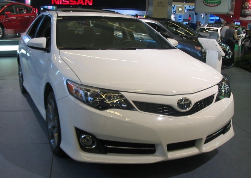 Новый Тоёта Camry получит мультимедийный центр на базе Linux