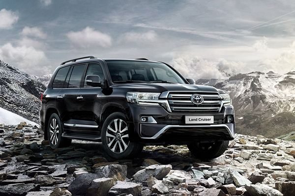 Топ-3 найбільш продаваних нових машин в Україні Топ-3 найбільш продаваних нових машин в Україні