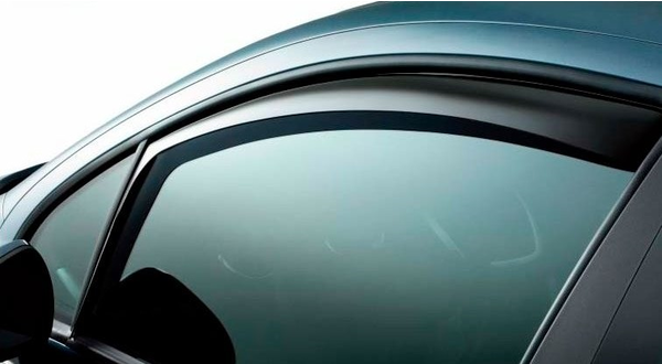 Как защитить боковые стекла автомобиля от повреждений