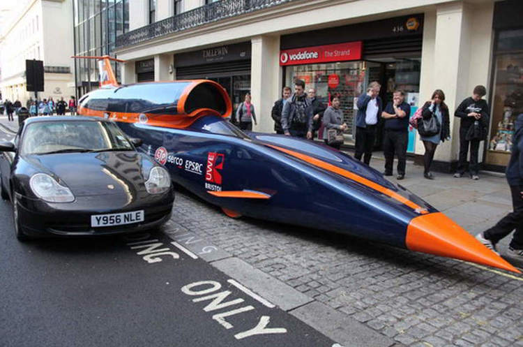 У Британії випробували машину що зможе розігнатися до 1600 км  год