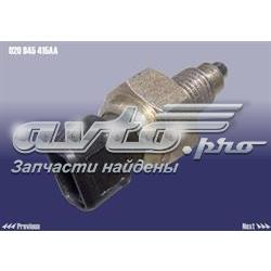 Датчик включения фонарей заднего хода на Chery Amulet I A15