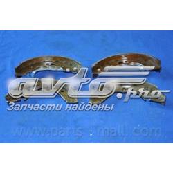 Тормоза рабочие задние ножные и тормозные барабаны Parts-Mall PLA002 цена, от 16.67 USD