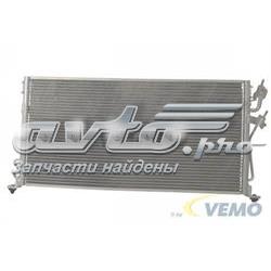 Радиатор кондиционера V37620006 VAICO