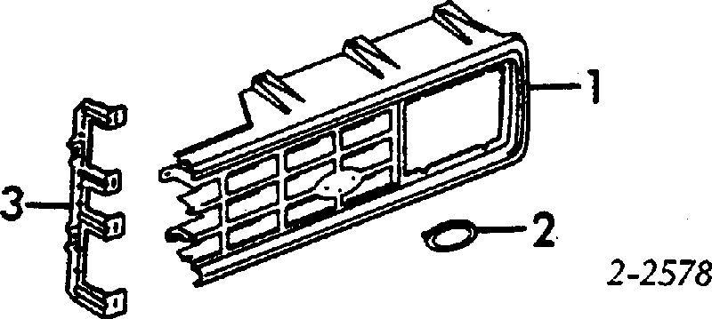 Эмблема капота на Ford Explorer 