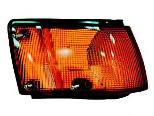 Указатель поворота правый Nissan Sunny 2 N13
