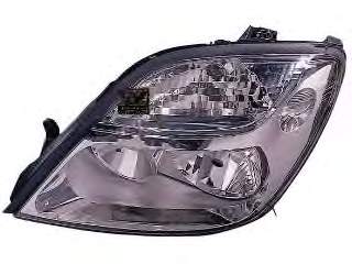 Фара левая 7701047606 Renault (RVI)