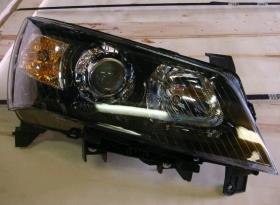 1067003377 Geely Фара передняя правая