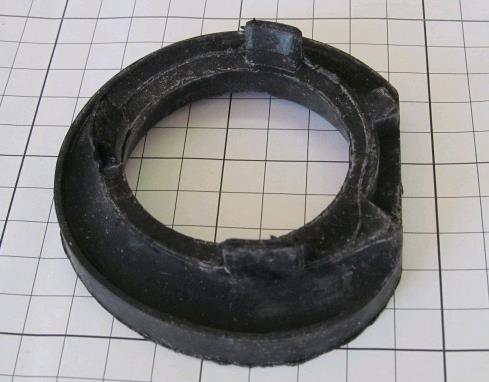 Проставка (резиновое кольцо) пружины задней верхняя на Geely Mk 