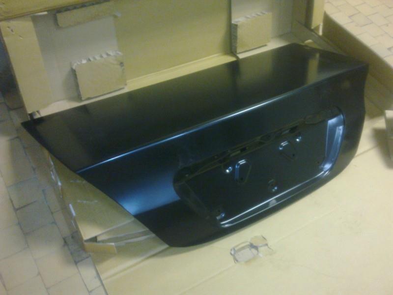 Купить 5920A020 Mitsubishi Крышка багажника
