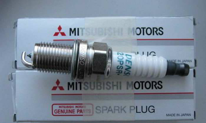 Свічки запалювання (запальні) і дроти MN163807 MITSUBISHI