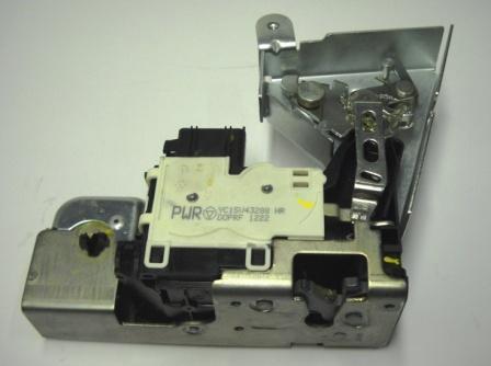 Купить YC15V43288HD Ford Замок двери задней правой распашной