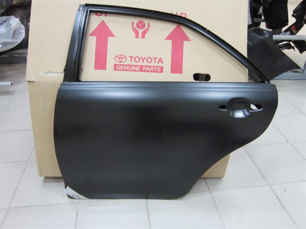 Porta traseira esquerda para Toyota Camry (V40)