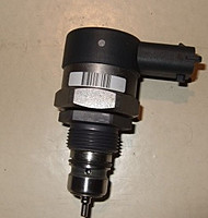 Regulador de pressão de combustível na régua de injectores para Nissan X-Trail (T31)