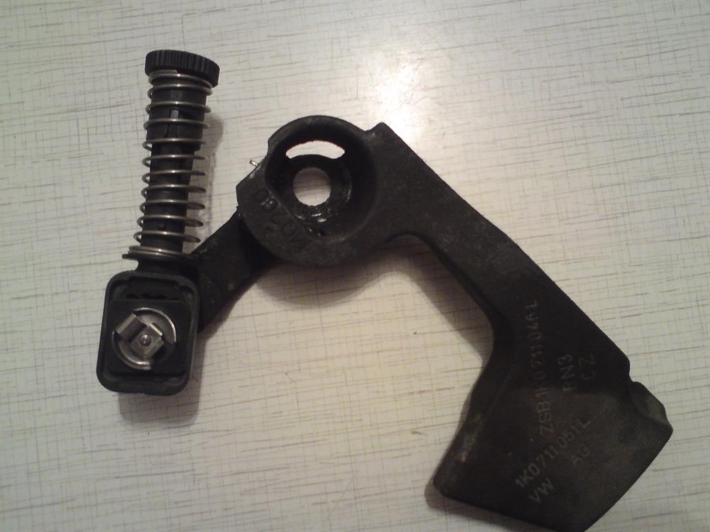 Ручка переключения передач VAG 1K0711051L цена, от 40.54 USD