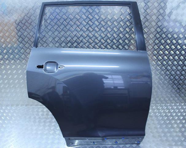 6700348110 Toyota porta traseira direita