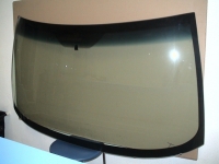 Лобовое стекло на Mitsubishi Lancer X 