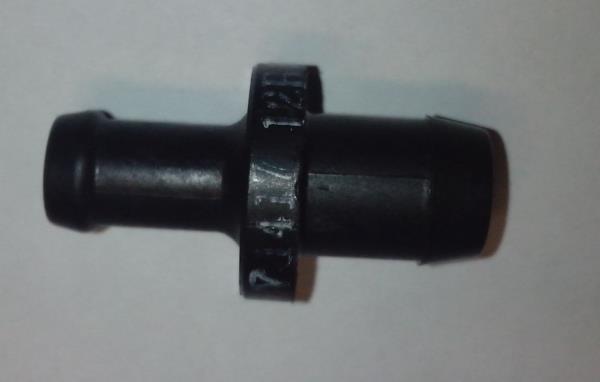 Клапан PCV вентиляции картерных газов на Nissan Note E11