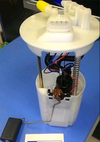 Топливный насос электрический погружной на Lifan X60 