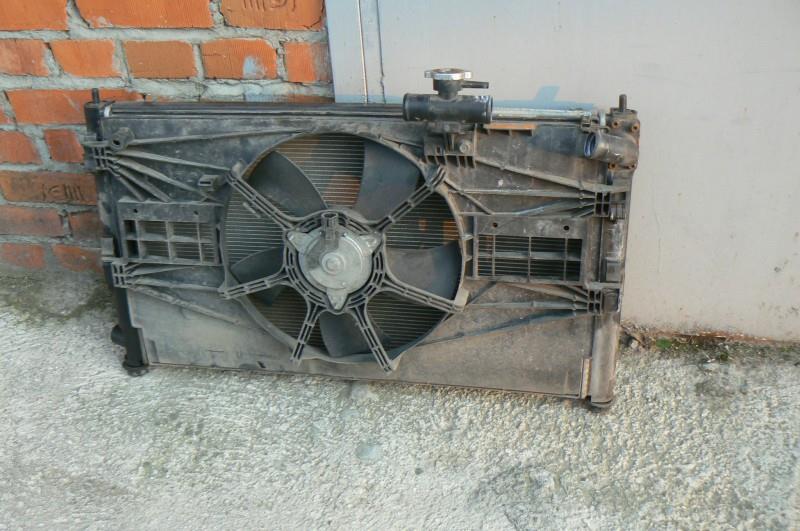 Мотор вентилятора системы охлаждения на Mitsubishi Outlander CW
