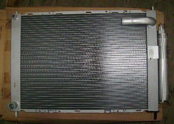 DRM46101 Denso radiador de esfriamento de motor