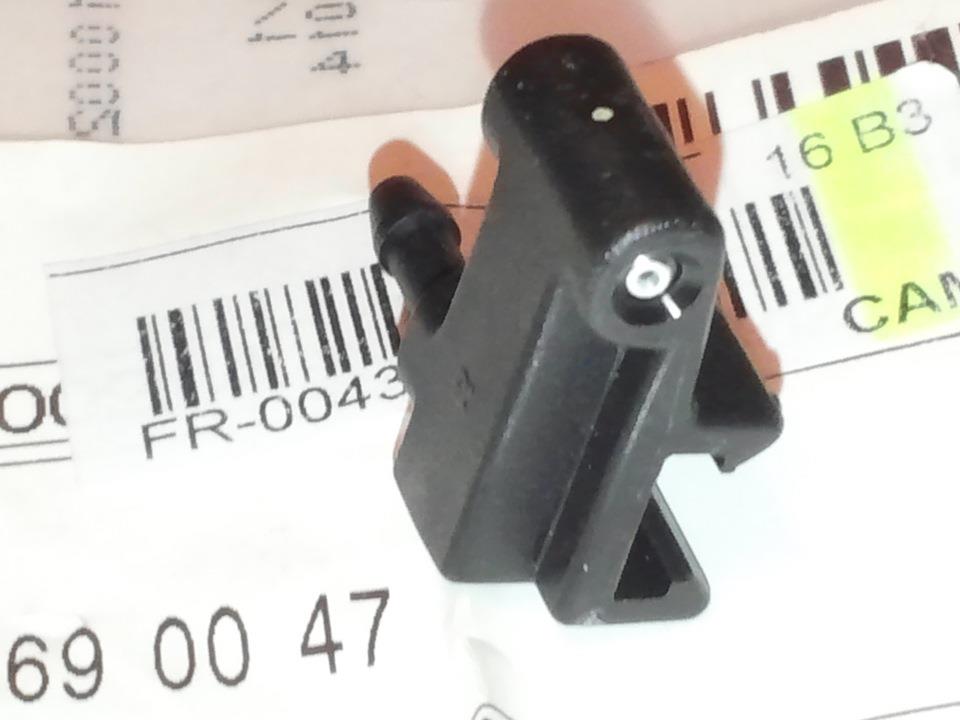6318690047 Mercedes 