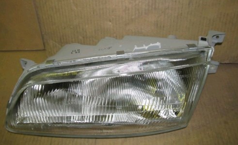 921064A020 Hyundai/Kia Фара