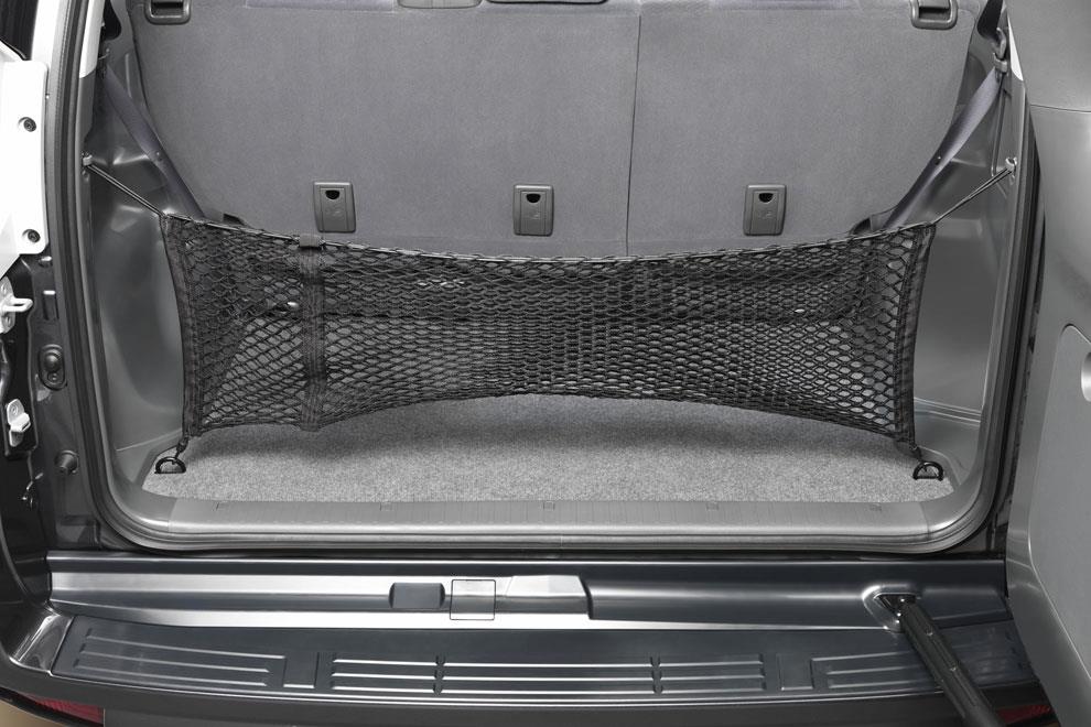 Крюк для сумок багажного отделения на Toyota Camry V50