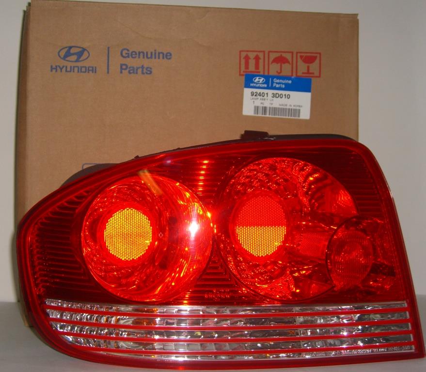 Lanterna traseira esquerda para Hyundai Sonata (EU4)