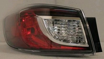Lanterna traseira esquerda externa para Mazda 3 (BL)