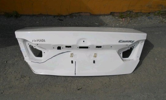 Tampa de porta-malas para Toyota Camry (V50)