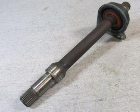 1053189 Ford вал привода промежуточный
