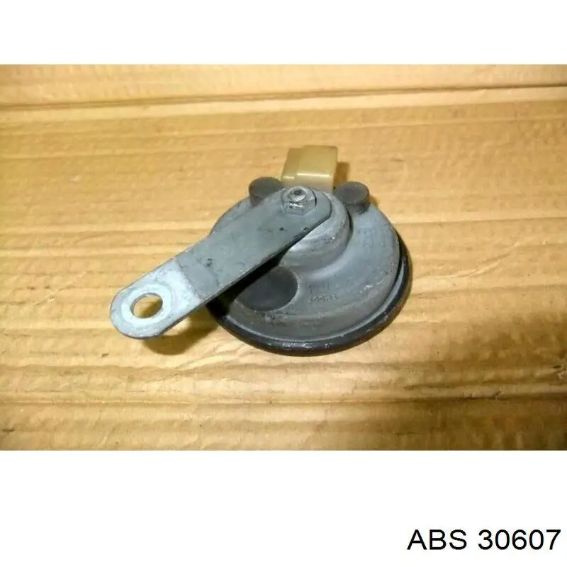 Датчик АБС (ABS) передний левый HCAAR016 NTY