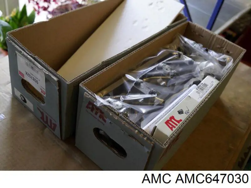Распредвал двигателя AMC647030 AMC
