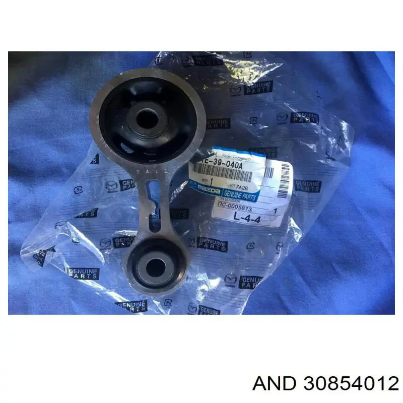 Накладка двери задней правой AND 30854012 цена, от 161.43 USD