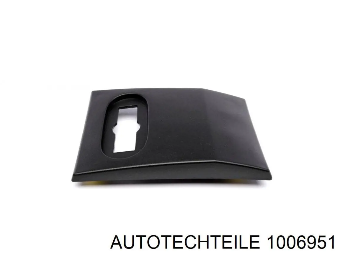1006951 Autotechteile Накладка заднего правого крыла