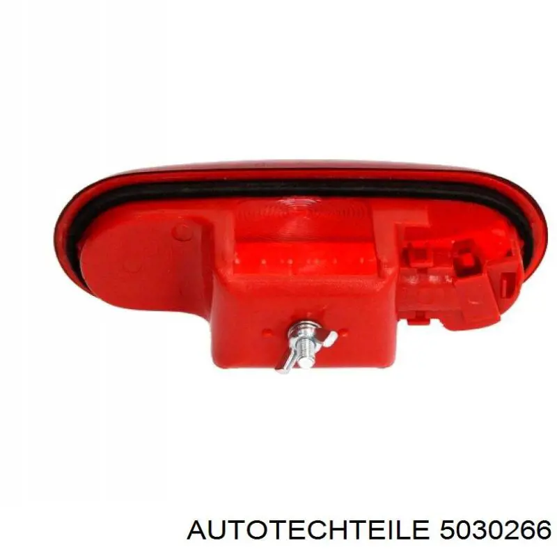 Задний стоп 2654000QAA Renault (RVI)