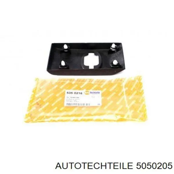 Купить 5050205 Autotechteile Молдинг крыла заднего левого