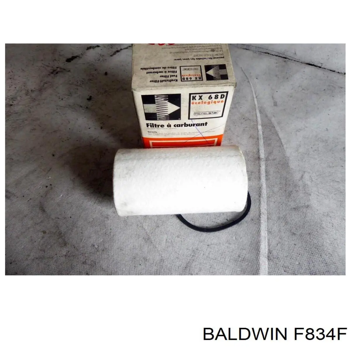 Топливный фильтр F834F Baldwin