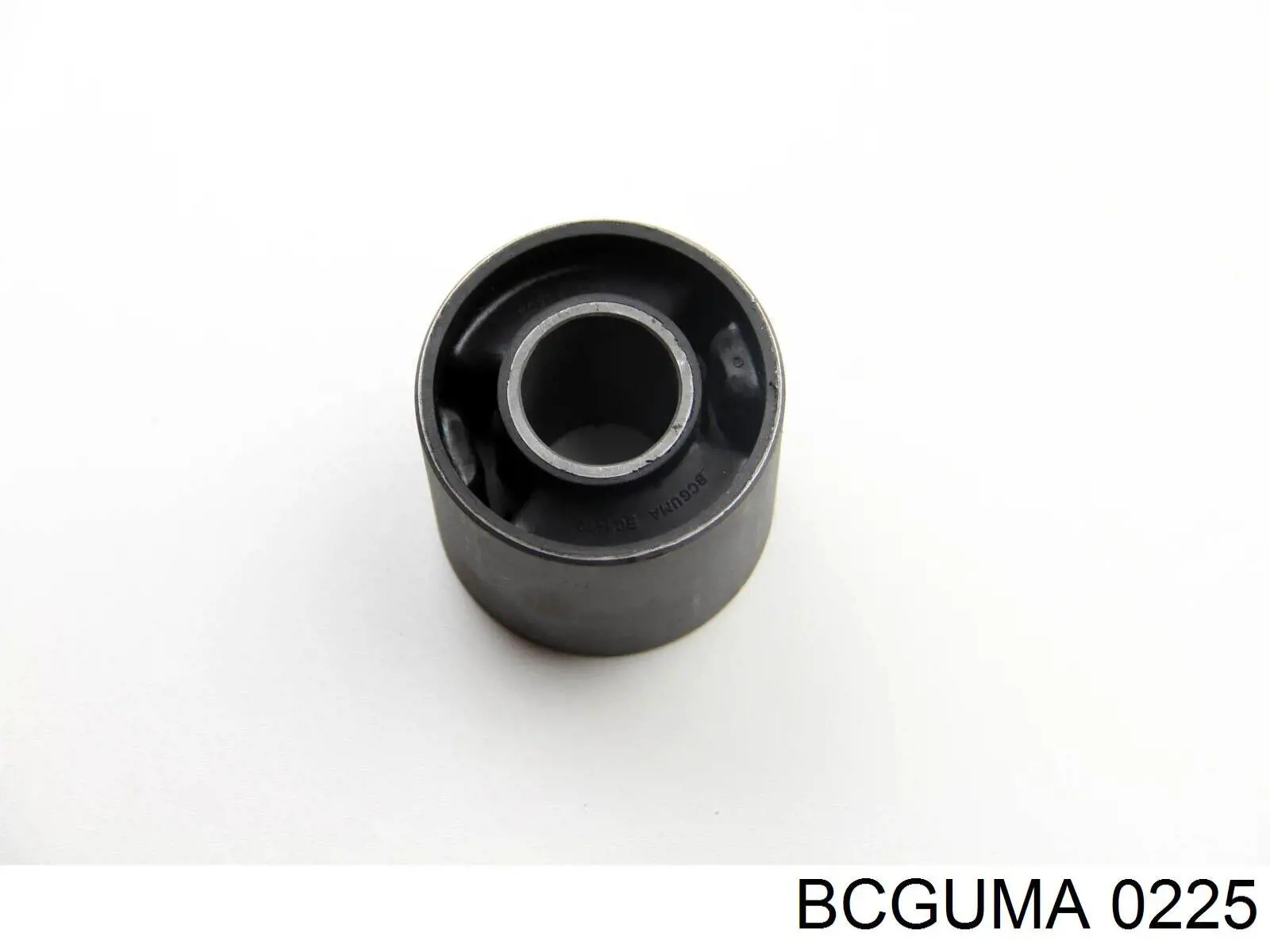 0225 Bcguma втулка стабилизатора переднего