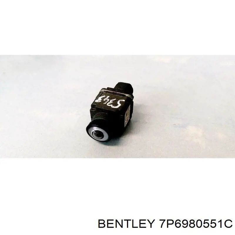 7P6980551C Bentley Камера системы обеспечения видимости