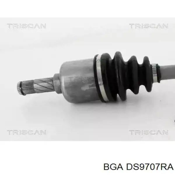 Правая полуось 8689211 Volvo