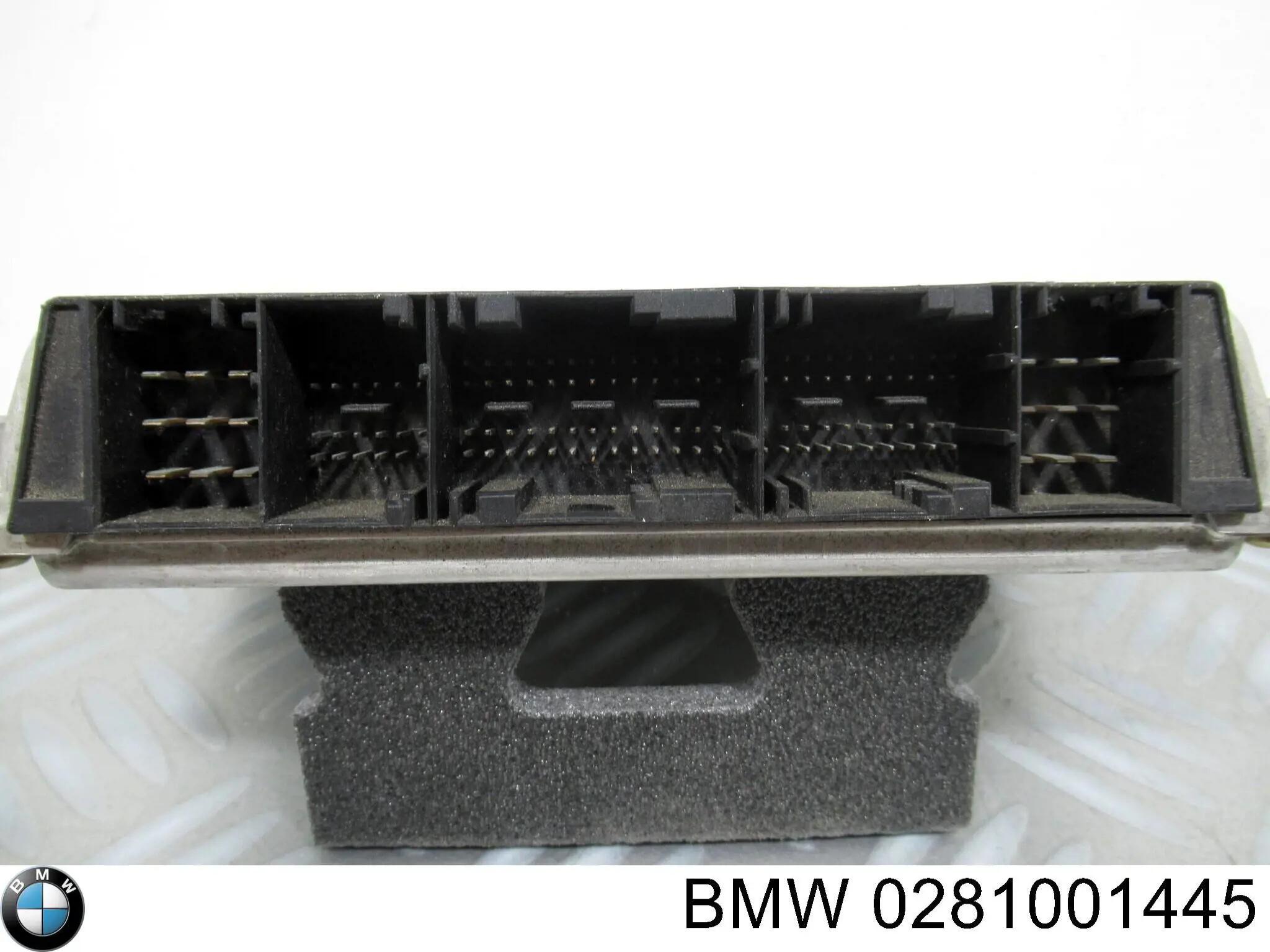 Блок управления двигателем 0281001445 BMW