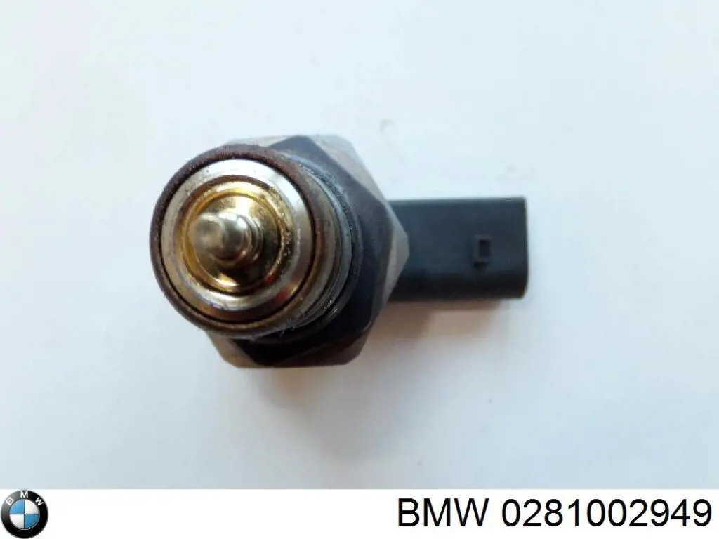 Купить 281002949 Bosch Регулятор давления топлива