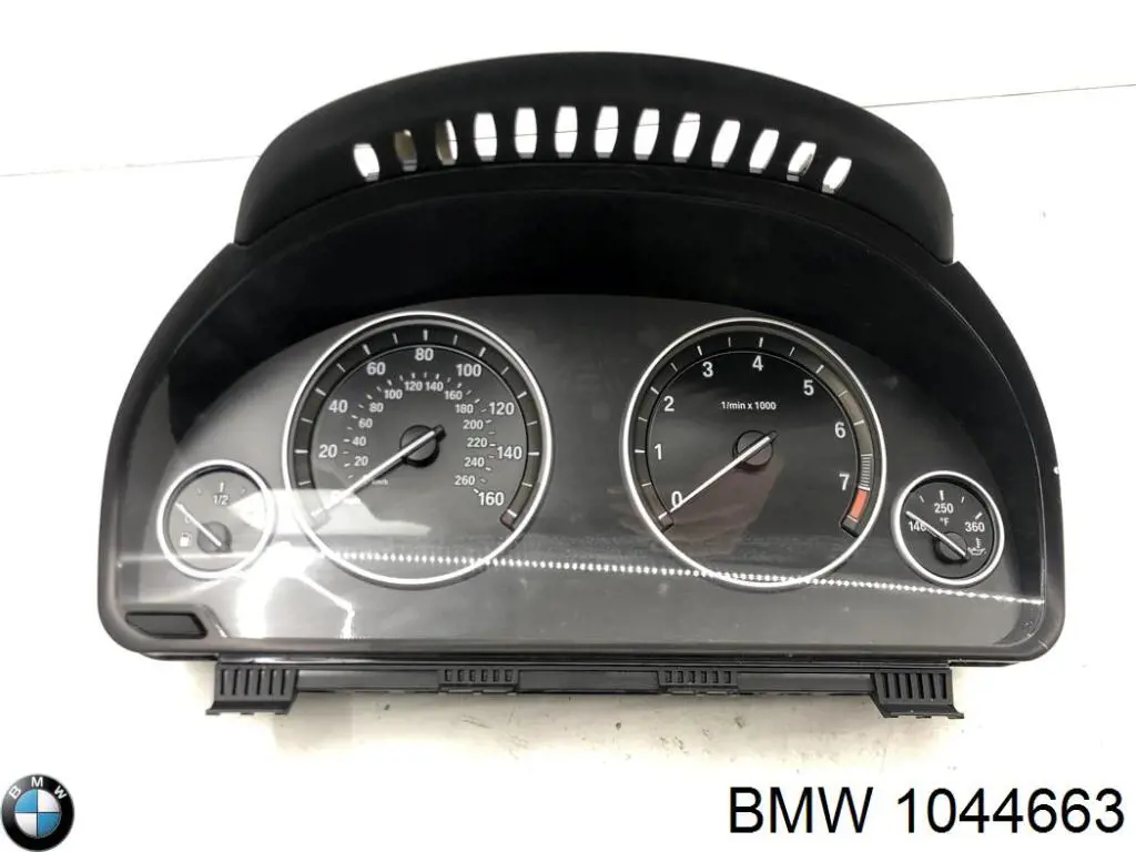 1044663 BMW 