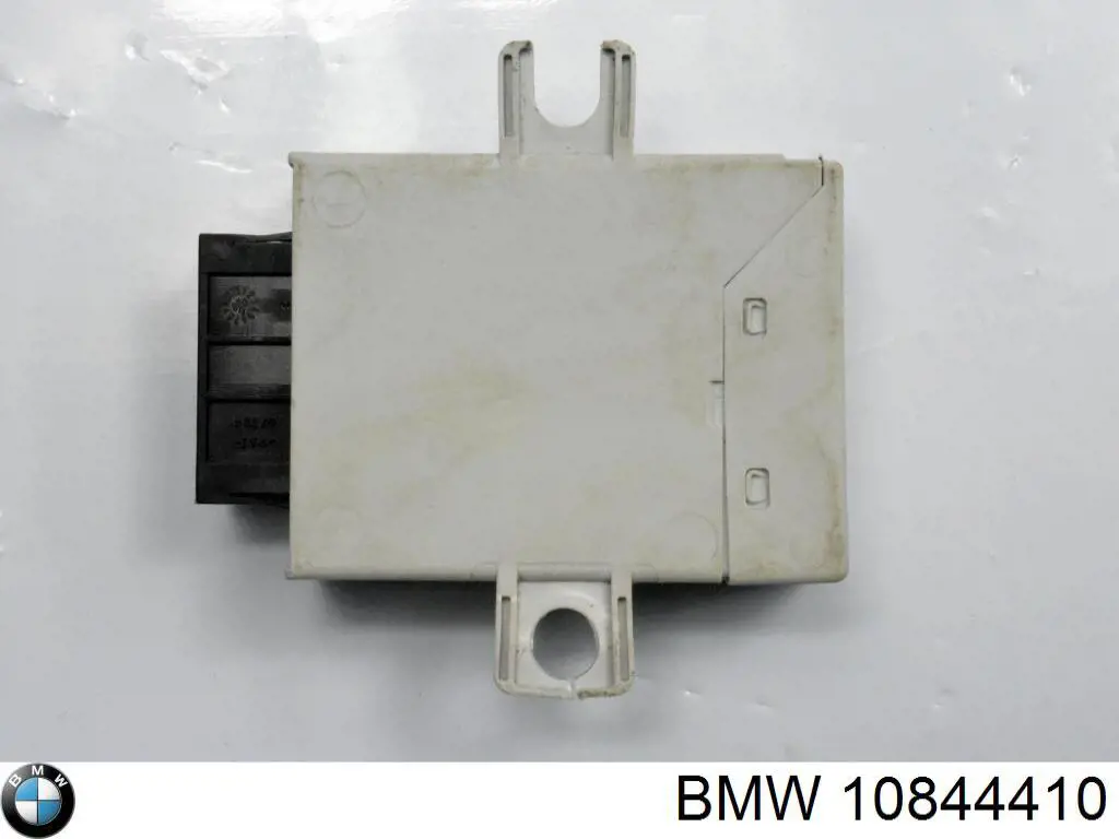  10844410 BMW